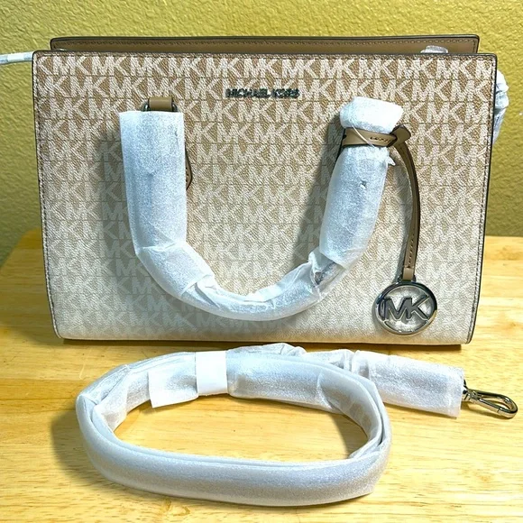 Michael Kors Tan and Cream Monogram Satchel - Picture 2 of 7